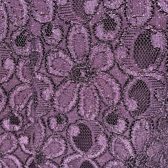 R & M Richard’s Purple Sleeveless Lace Dress, Beaded Neckline, Size 6, Formal - Picture 8 of 8